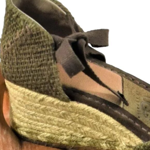 UGG Delmar Olive and Natural Jute Styling Espadrille Wedge, Size 7 - Picture 9 of 10